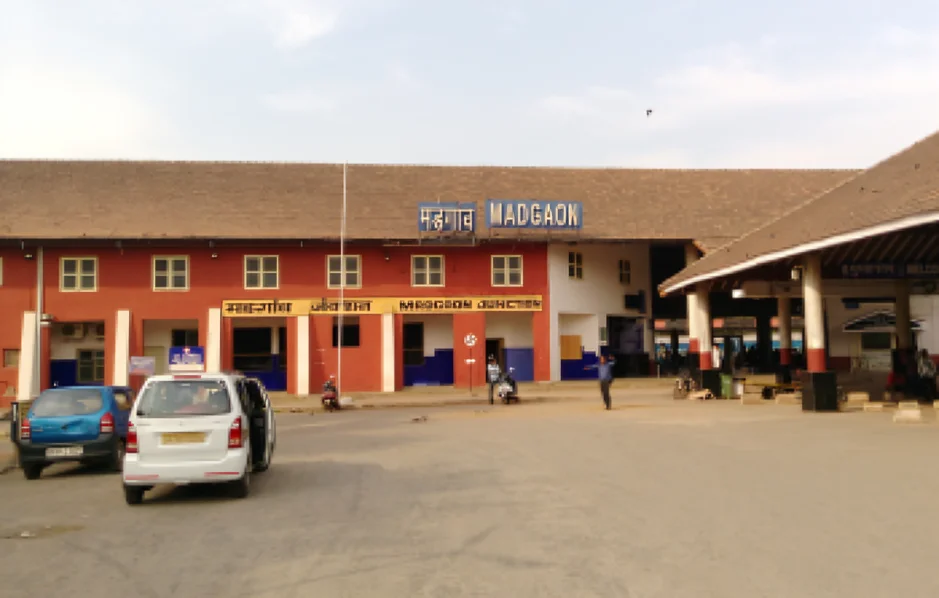 Goa Railway taxi